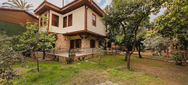 Zemira Garden Hotel:  ANTALYA