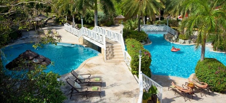 Hotel Pineapple Beach Club:  ANTIGUA AND BARBUDA