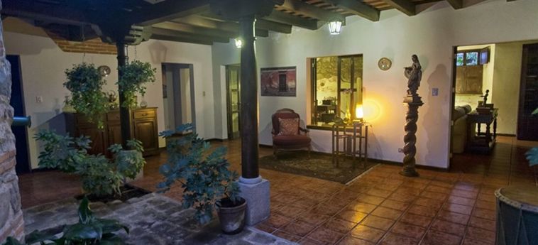 Hotel Sor Juana:  ANTIGUA GUATEMALA
