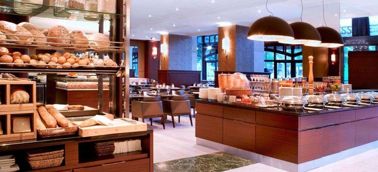 Hotel Hilton Antwerp Old Town:  ANTWERPEN