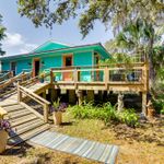 SUNNY APALACHICOLA VACATION RENTAL WITH DECK! 3 Stars