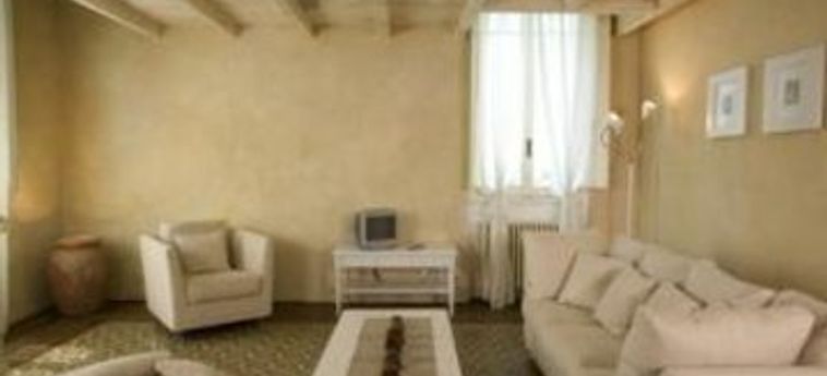 Hotel Villa Cassia Di Baccano:  AREZZO