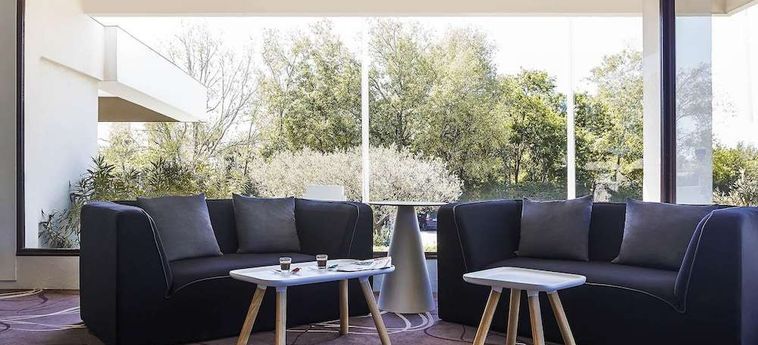 Hotel Ibis Styles Arles Palais Des Congrès Arles: Foto 