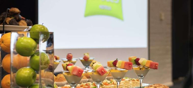 Hotel Ibis Styles Arles Palais Des Congrès Arles: Foto 