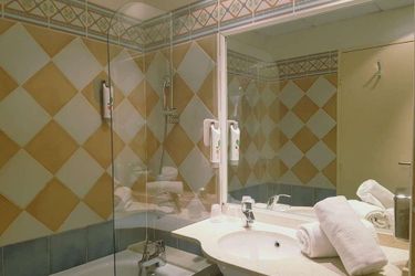Hotel Ibis Styles Arles Palais Des Congrès Arles: Photo 
