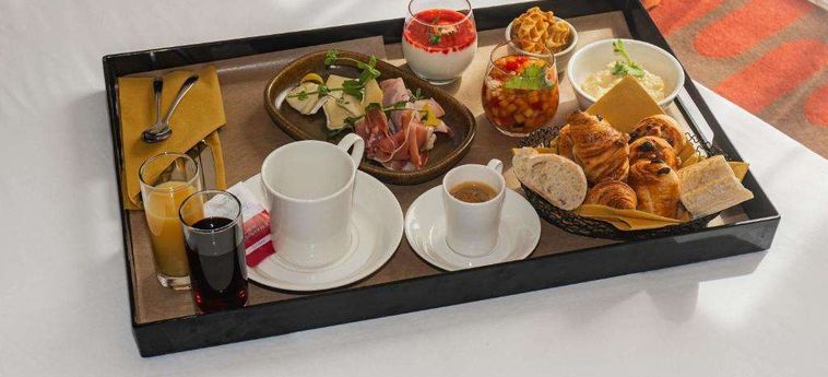 Hotel Mercure Arles Centre Arenes Arles : Photo 