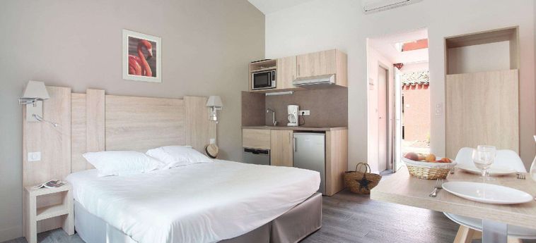 Hotel Residence Odalys Le Village Camarguais Les Gardians Arles: Foto 