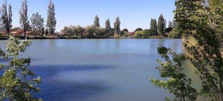 Hotel Residence Odalys Le Village Camarguais Les Gardians Arles: Foto 