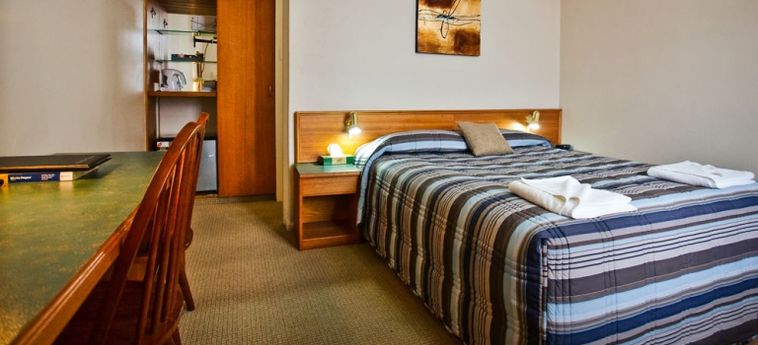 Hotel Abbotsleigh Motor Inn:  ARMIDALE - NEW SOUTH WALES