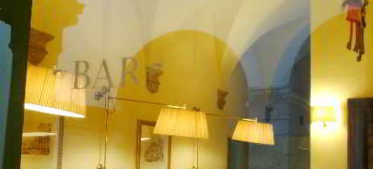 Hotel Palazzo Guiderocchi:  ASCOLI PICENO