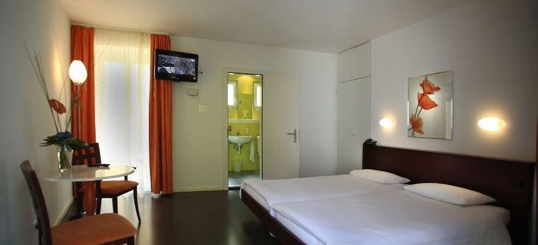 Casa Delle Olive:  ASCONA