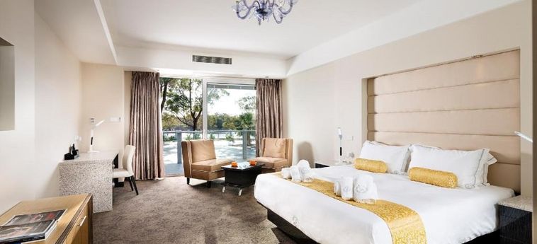 The Swan River Hotel:  ASCOT - WESTERN AUSTRALIA