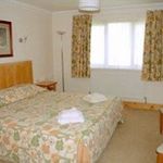 DOWNSVIEW GUEST HOUSE 4 Stars
