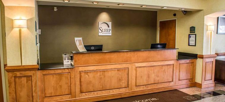 Hotel Sleep Inn & Suites:  ASHLAD (VA)