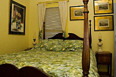Hotel Anne Hathaway's Cottages And Garden Suites:  ASHLAND (OR)