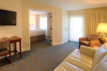 Ashland Hills Hotel & Suites:  ASHLAND (OR)