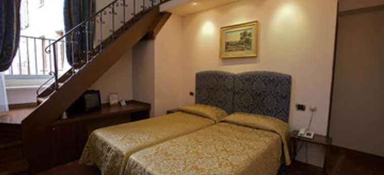 Hotel Dei Priori:  ASSISE - PERUGIA