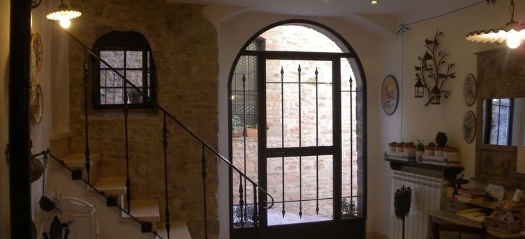 Bed And Breakfast A Casa Delle Fate:  ASSISE - PERUGIA