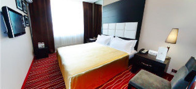 Hotel Manhattan Astana:  ASTANA