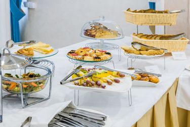 Aisha Bibi Hotel &Amp; Apartments Astana: Photo 