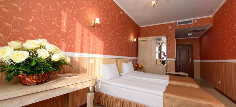 O'azamat Hotel:  ASTANA
