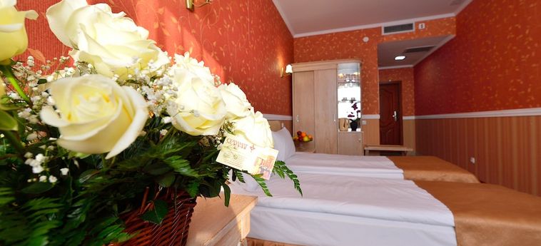 O'azamat Hotel:  ASTANA