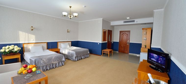 O'azamat Hotel:  ASTANA
