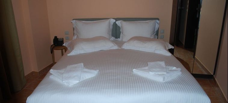 Hotel White Lotus Luxury Accommodation:  ATENAS