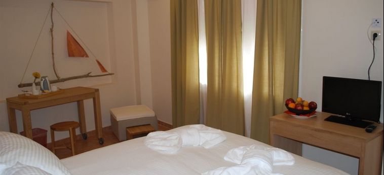 Hotel White Lotus Luxury Accommodation:  ATHENES