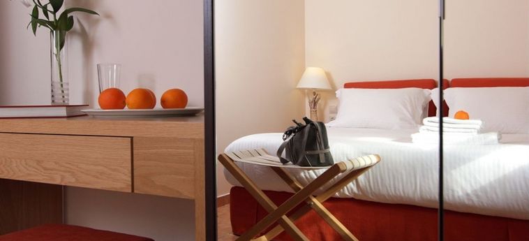Hotel White Lotus Luxury Accommodation:  ATHENES