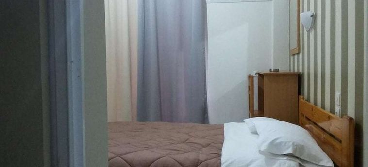Hotel Alma:  ATHENES