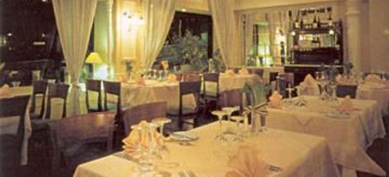 Hotel Electra Athenes : Photo 
