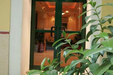 Hotel Alma:  ATHENS