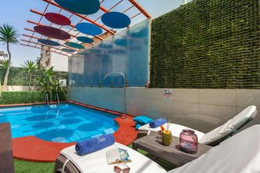Hotel Tropical:  ATHENS