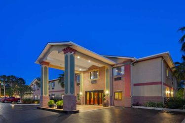 Hotel Best Western Mayport Inn & Suites :  ATLANTIC BEACH (FL)