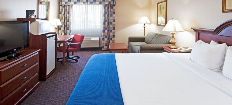 Hotel Holiday Inn Express:  AUBURN (IN)