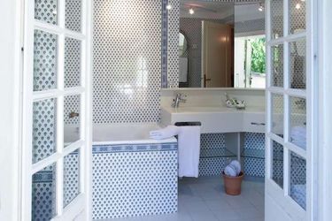 Hotel Auberge De Noves:  AVIGNON