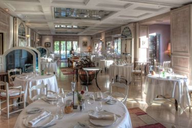 Hotel Auberge De Noves:  AVIGNON