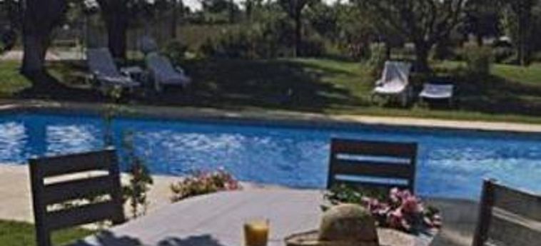 Hotel Golden Tulip Avignon Le Paradou:  AVIGNON