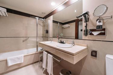 Hotel Palacio De Aviles Affiliated By Melia Aviles: Photo 
