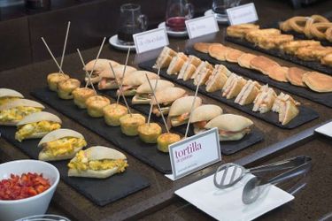 Hotel Palacio De Aviles Affiliated By Melia Aviles: Photo 