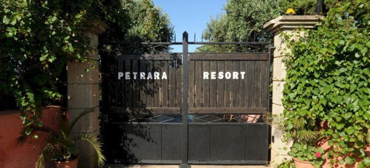 Hotel La Petrara Resort:  AVOLA - SIRACUSA