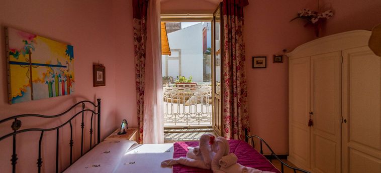 Hotel Morfeo Charming Rooms & Relax:  AVOLA - SIRACUSA