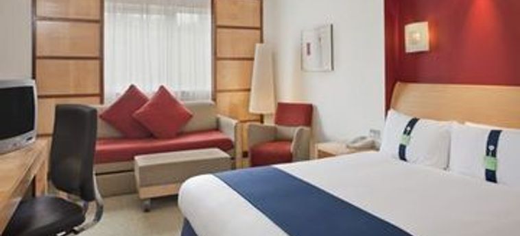 Hotel Holiday Inn Aylesbury :  AYLESBURY