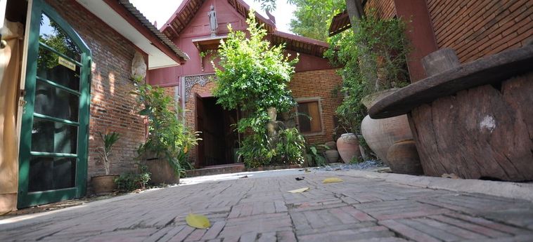 Ayutthaya Bouchic Hostel:  AYUTTHAYA
