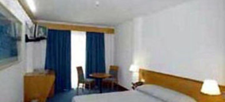 Hotel Comfort Inn Ponta Delgada:  AZORES