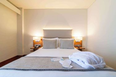 Hotel Comfort Inn Ponta Delgada:  AZORES