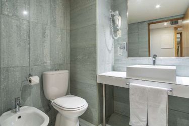 Hotel Comfort Inn Ponta Delgada:  AZORES