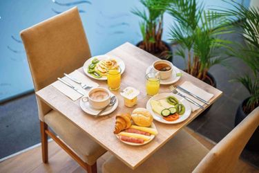 Hotel Comfort Inn Ponta Delgada:  AZORES