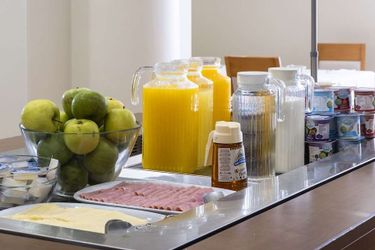 Hotel Comfort Inn Ponta Delgada:  AZORES
